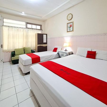 Reddoorz Syariah At Griya Raharja Klaten エクステリア 写真
