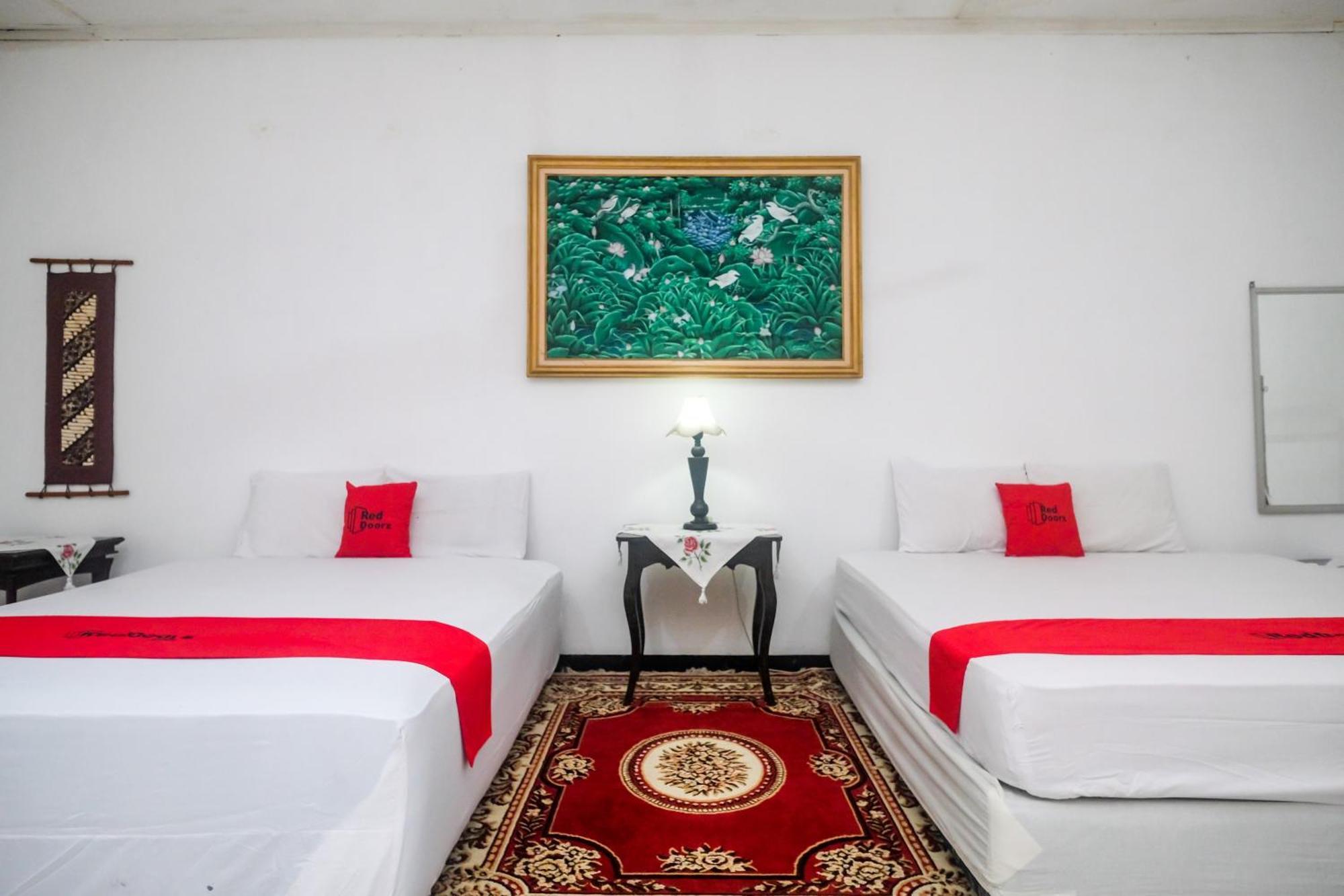Reddoorz Syariah At Griya Raharja Klaten エクステリア 写真