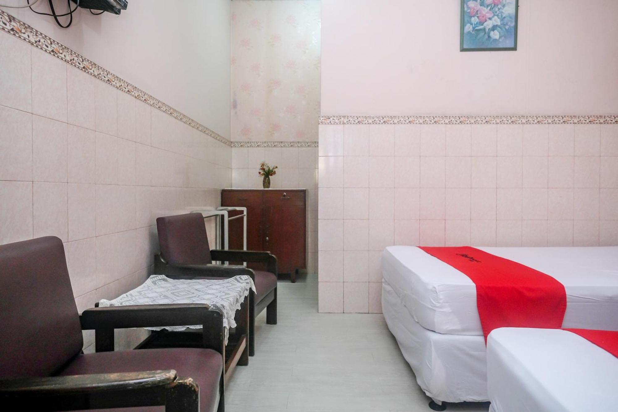 Reddoorz Syariah At Griya Raharja Klaten エクステリア 写真
