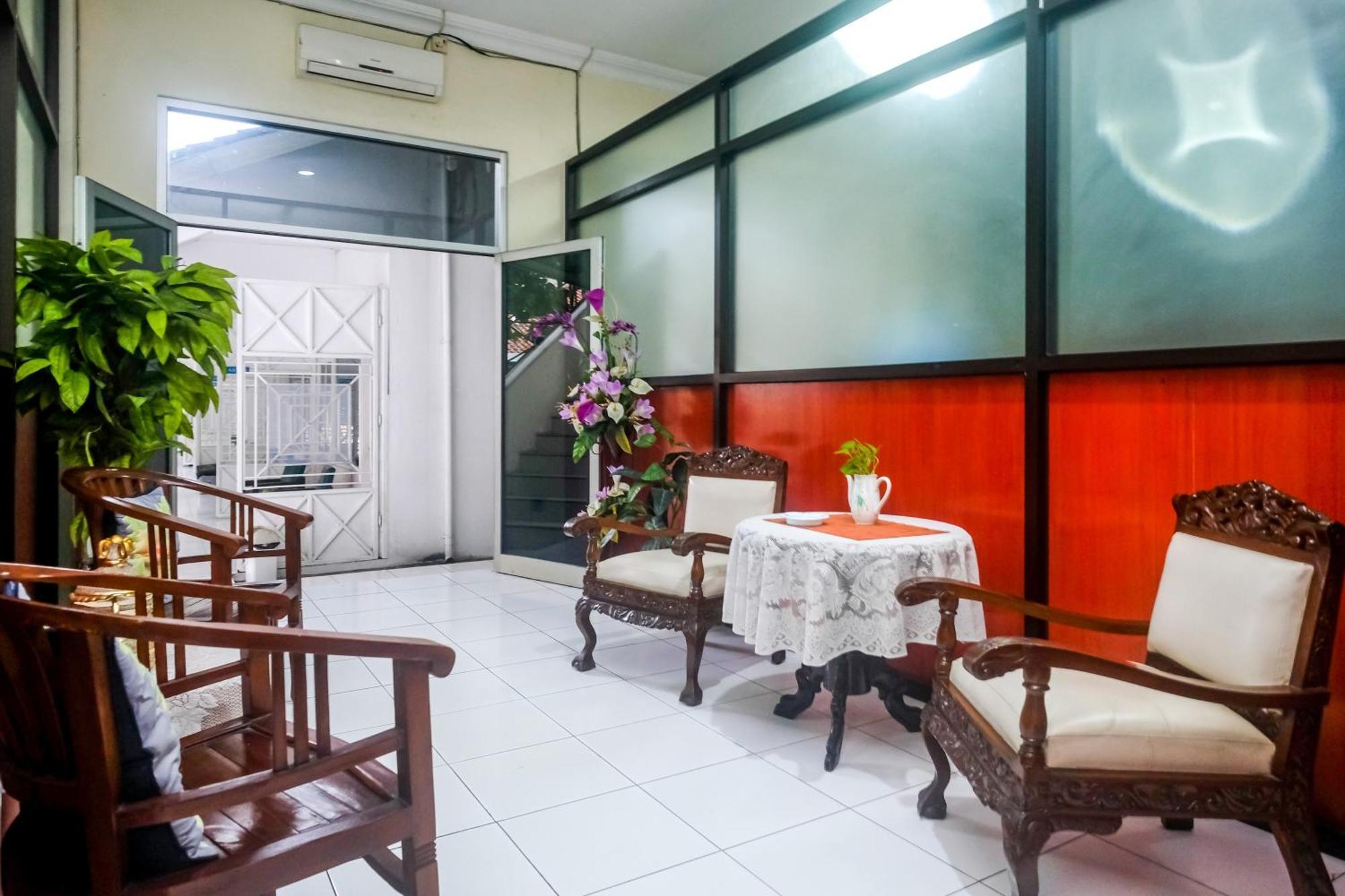 Reddoorz Syariah At Griya Raharja Klaten エクステリア 写真