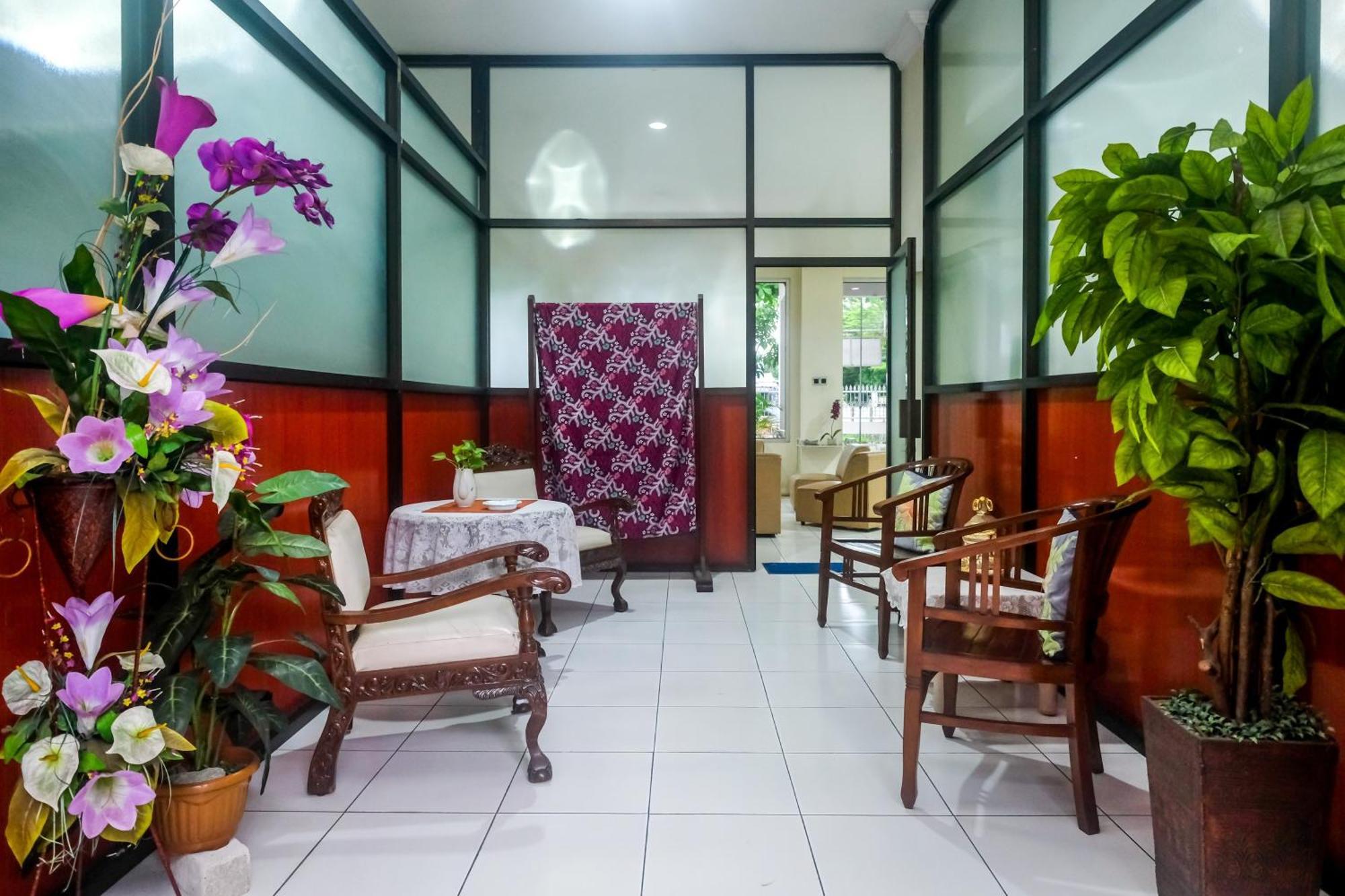 Reddoorz Syariah At Griya Raharja Klaten エクステリア 写真