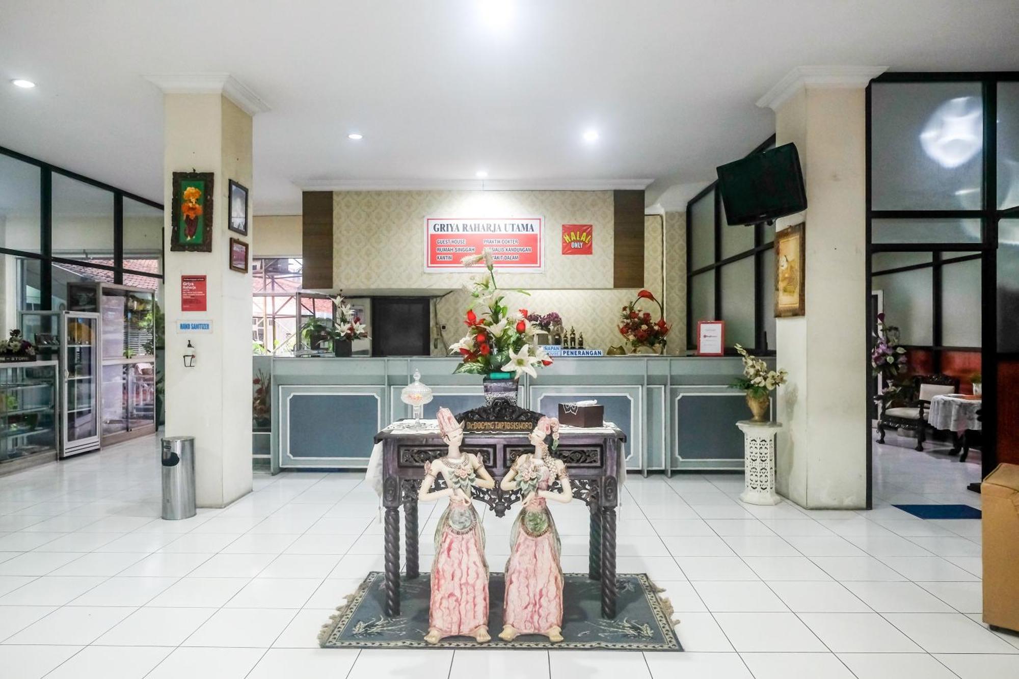 Reddoorz Syariah At Griya Raharja Klaten エクステリア 写真