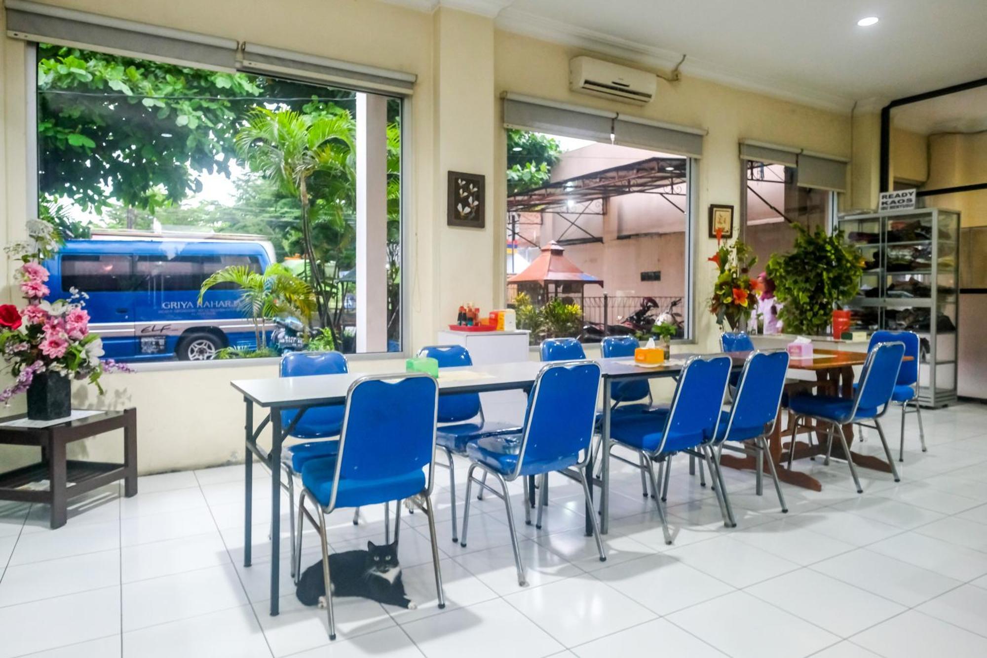 Reddoorz Syariah At Griya Raharja Klaten エクステリア 写真